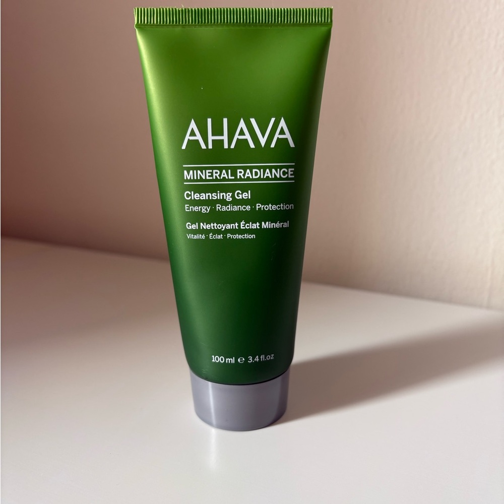 AHAVA Mineral Radiance Cleansing Gel